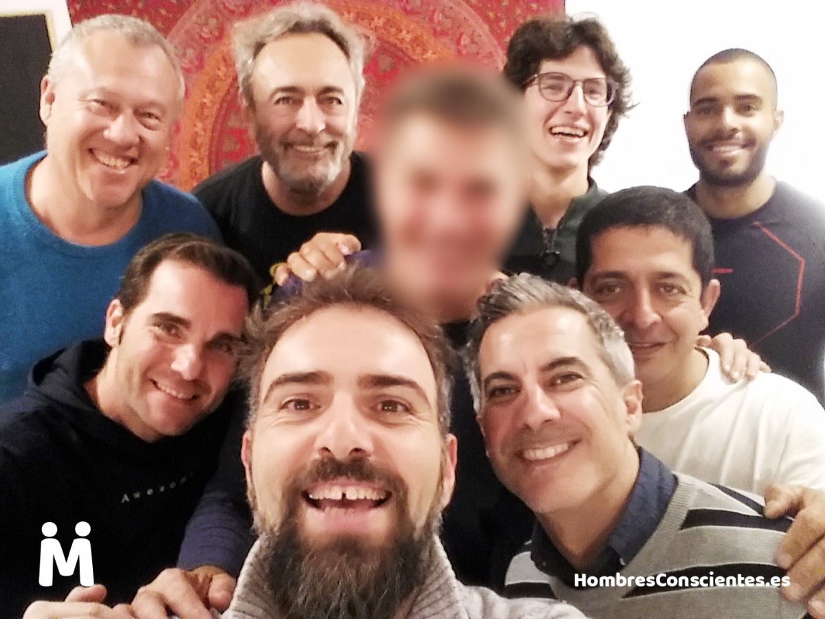 Grupo de hombres